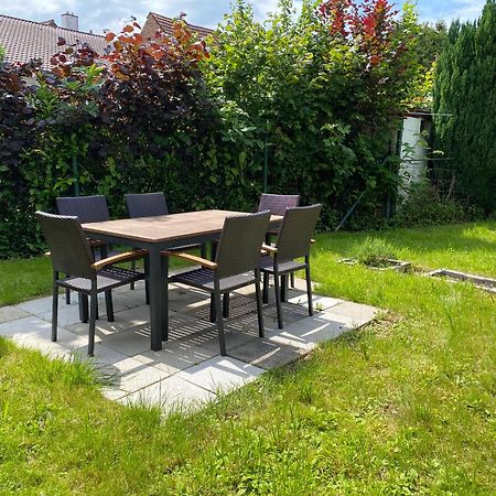 Stadtrand Oase Karlsruhe Mit Balkon Екстер'єр фото
