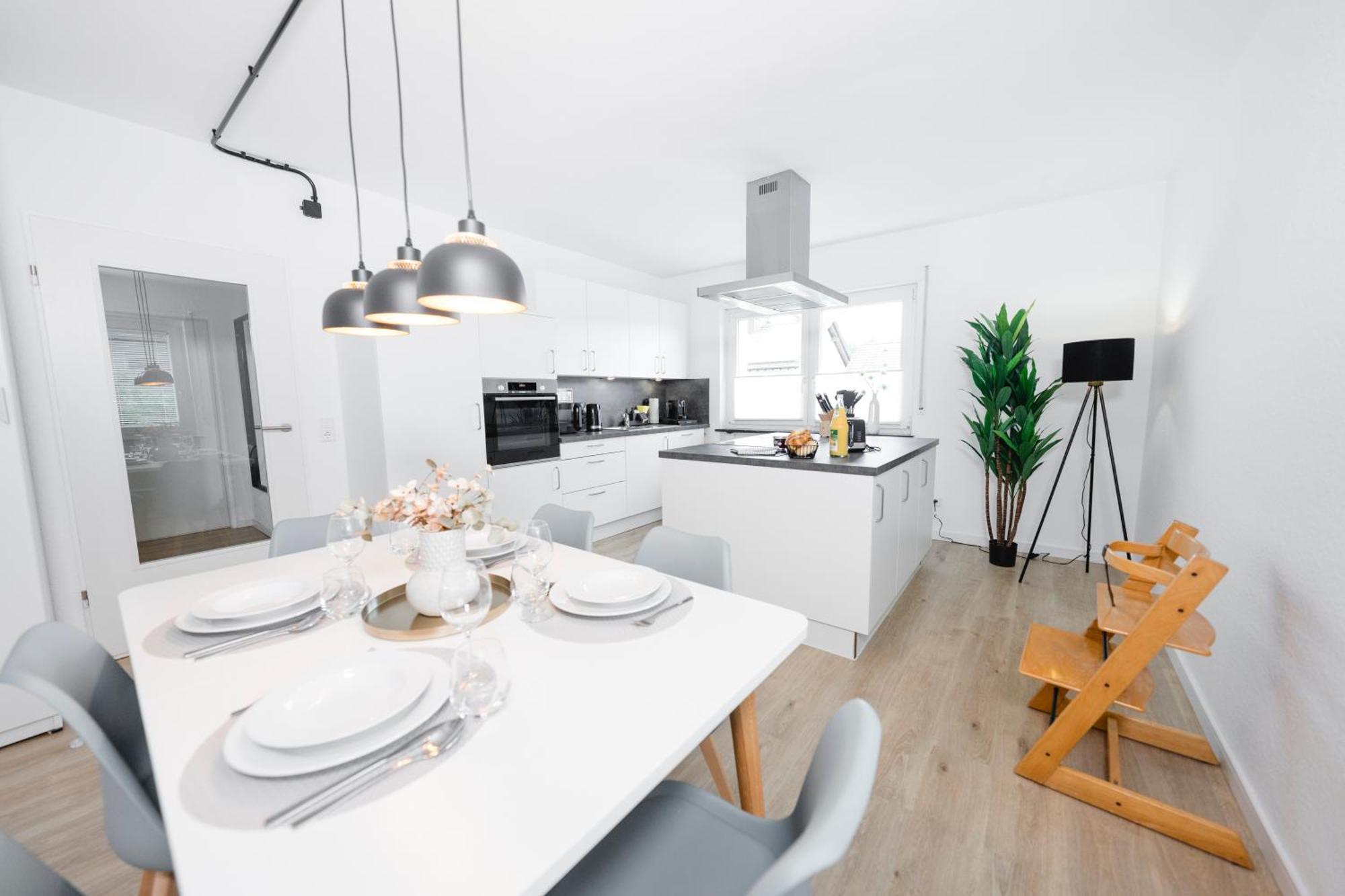 Stadtrand Oase Karlsruhe Mit Balkon Екстер'єр фото