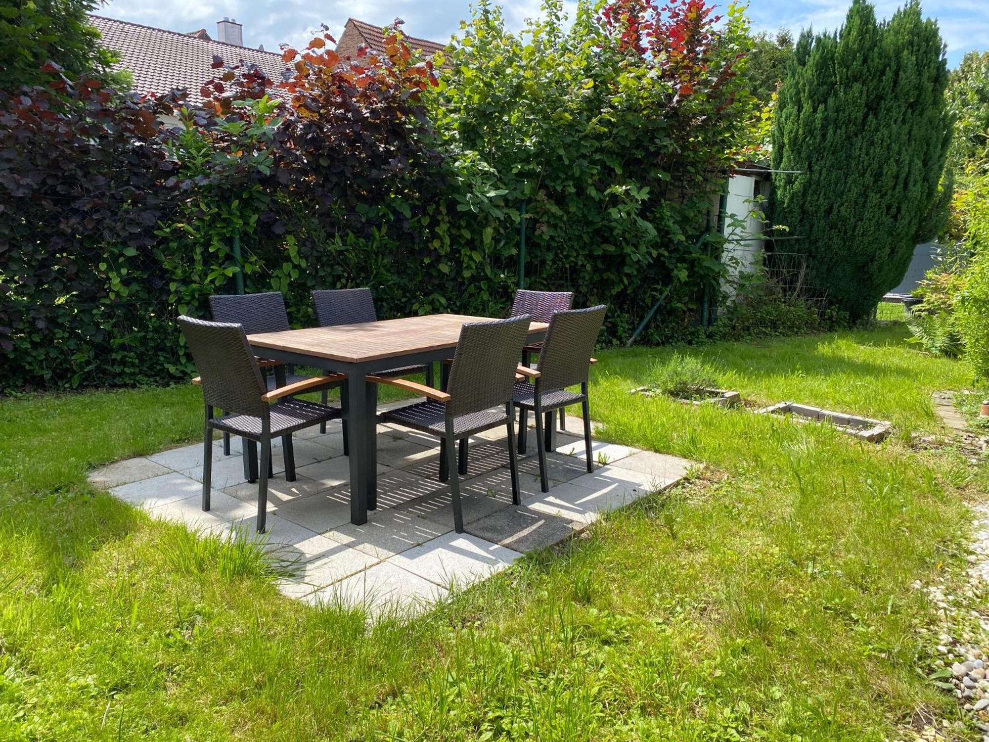 Stadtrand Oase Karlsruhe Mit Balkon Екстер'єр фото
