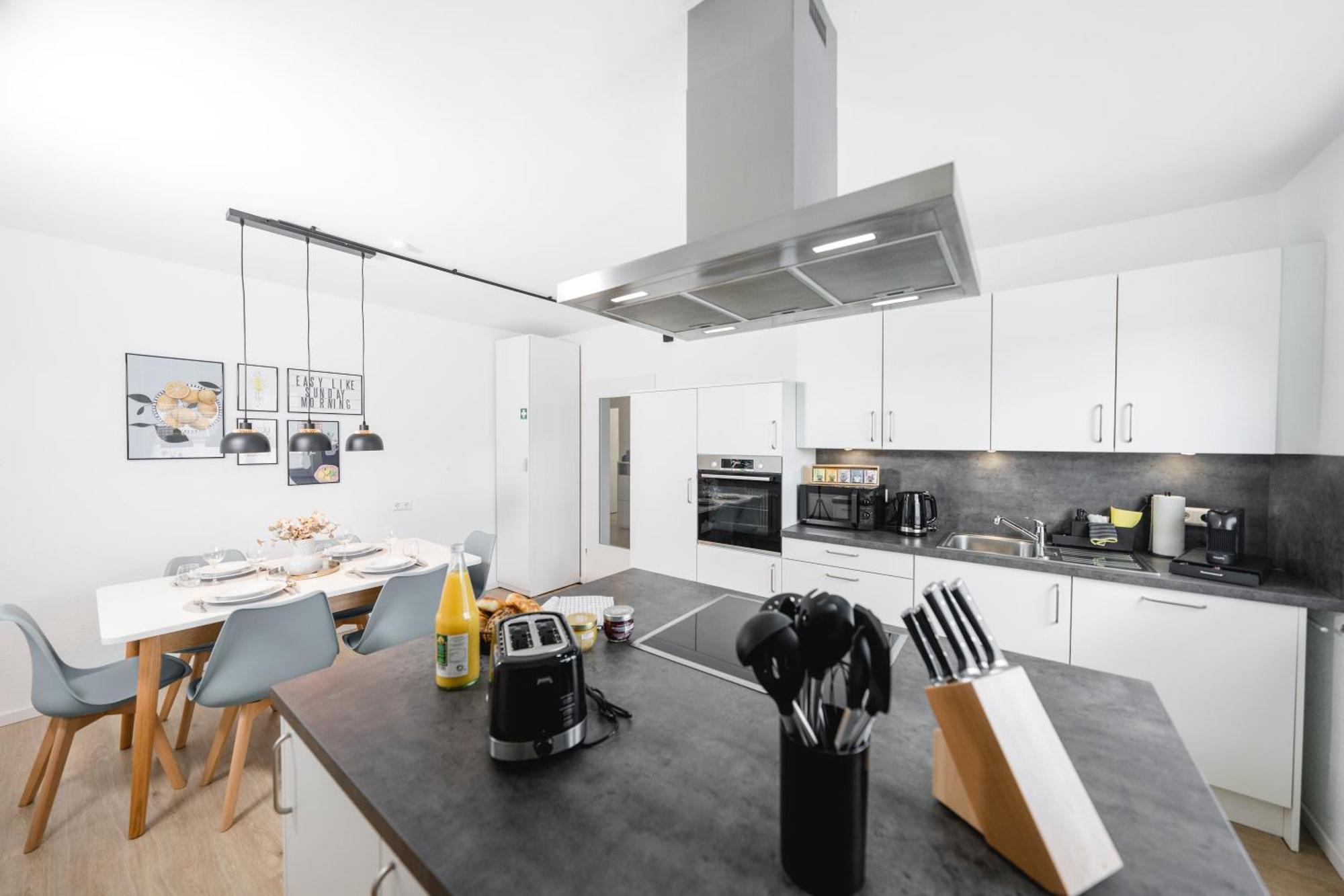Stadtrand Oase Karlsruhe Mit Balkon Екстер'єр фото