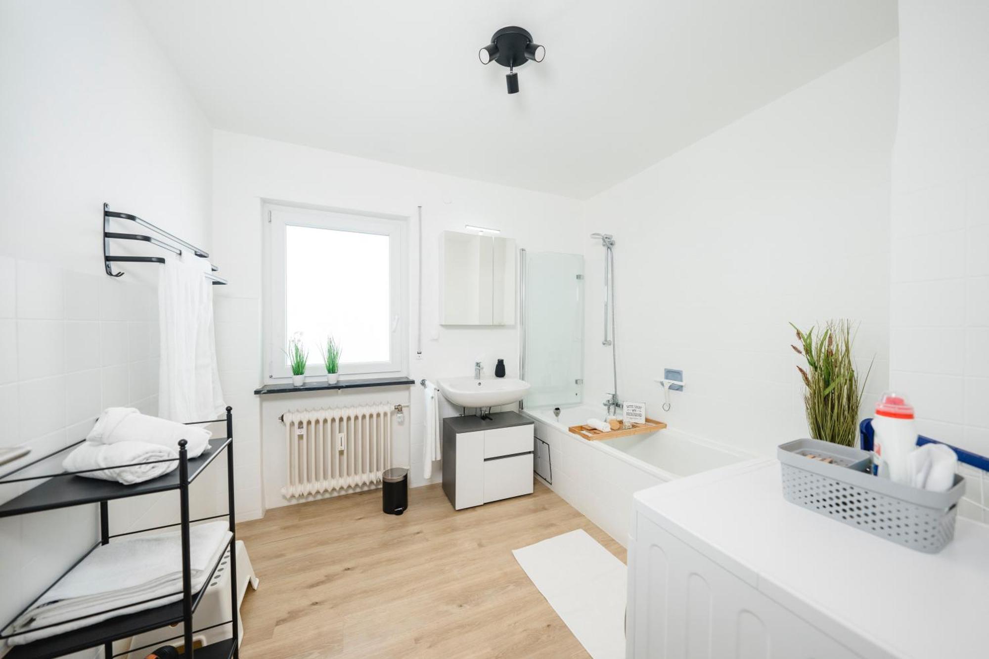 Stadtrand Oase Karlsruhe Mit Balkon Екстер'єр фото